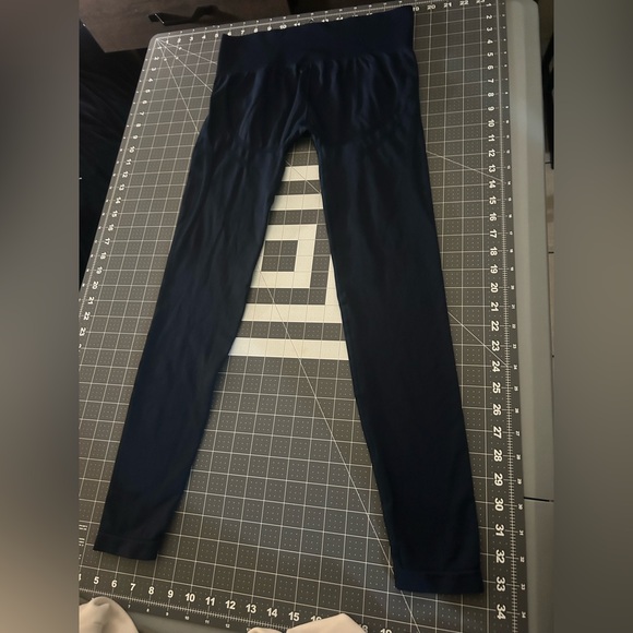 Gymshark Navy Blue Leggings - Picture 3 of 5
